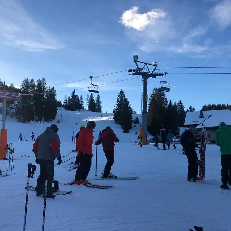 דירה Wunderschoene Am Mit Sauna & Whirlpool אונטרטרזן