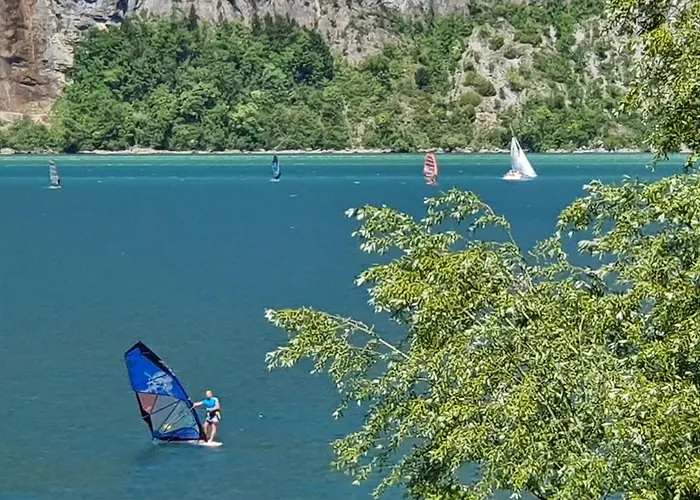 Wunderschoene Am Mit Sauna & Whirlpool * 安特特泽