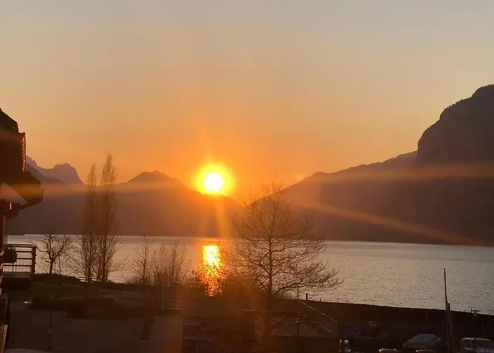 Wunderschoene Am Mit Sauna & Whirlpool Lejlighed Unterterzen